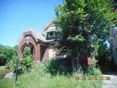 2538 Fullerton (9)_m.jpg